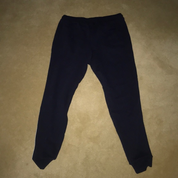Tommy Hilfiger Joggers - Picture 2 of 4